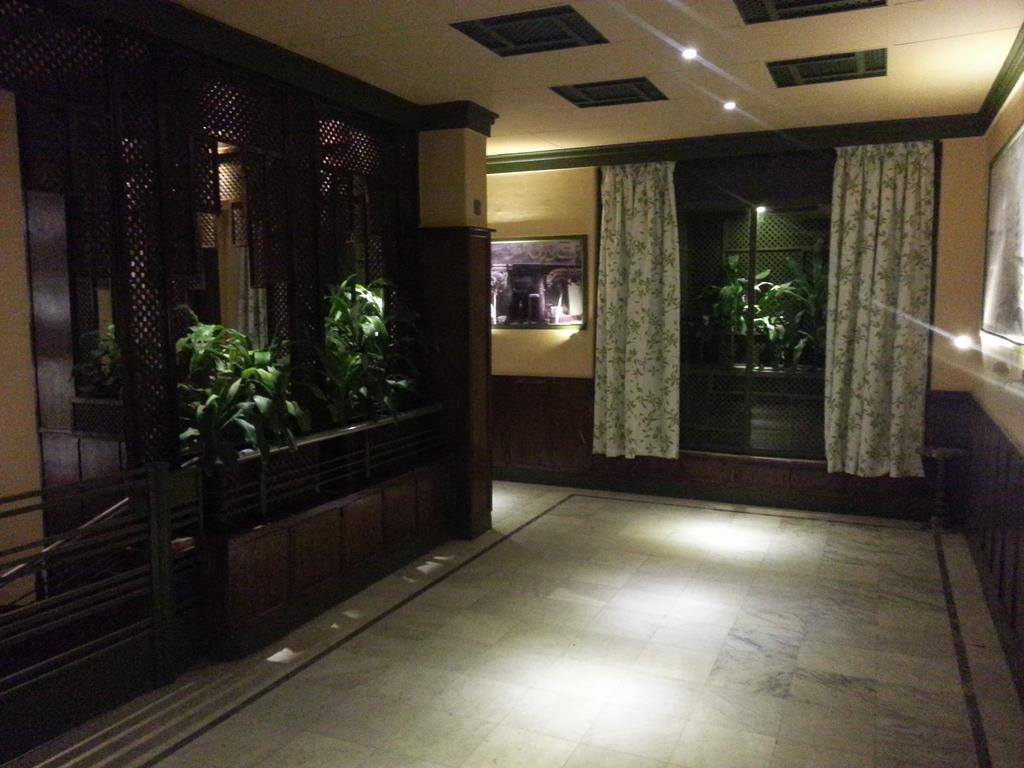 Hotel Carlton Downtown Le Caire Extérieur photo